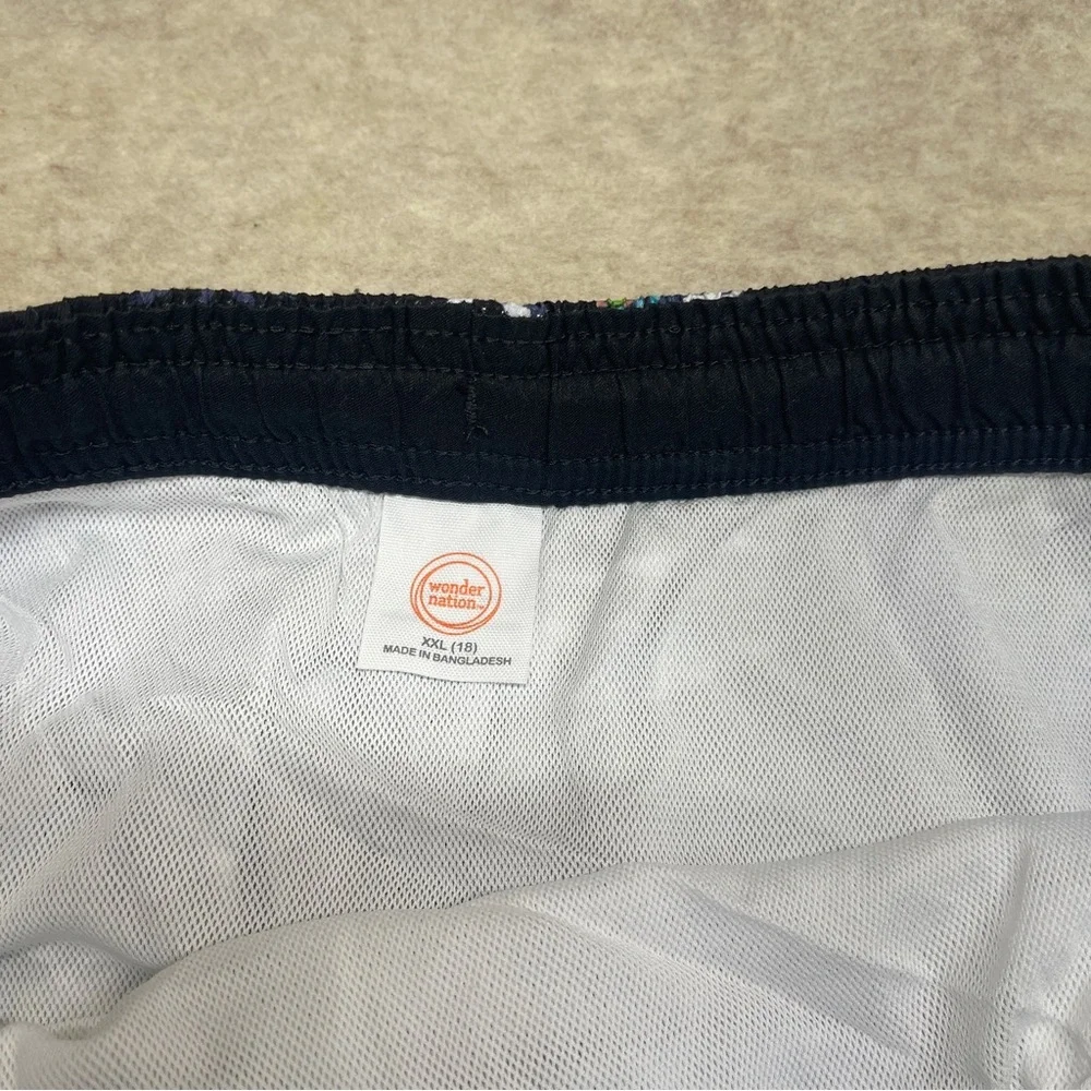 Wonder Nation Black Shark Fin UPF 50+ Swim Shorts Trunks Boys Size XXL(18) New